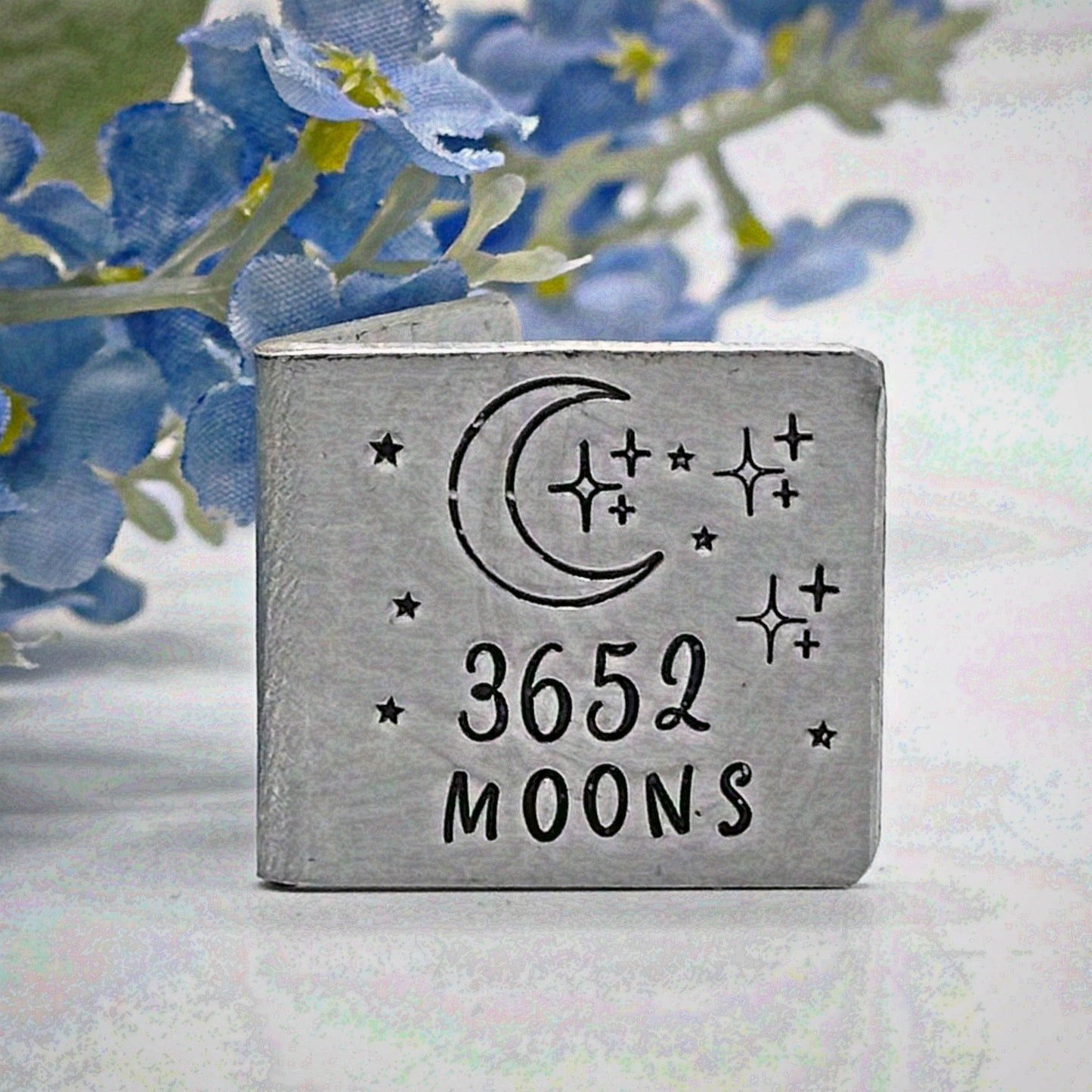 Personalised aluminium 10 year traditional wedding anniversary card.