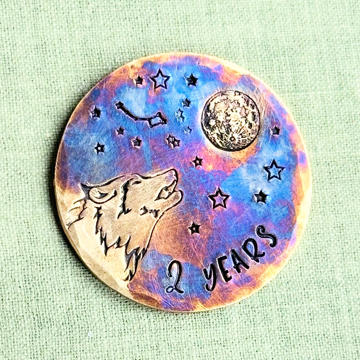 Personalised howling wolf and moon milestone recovery medallion Sobriety coin chip token custom AA